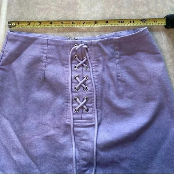 Forever 21 Lilac Purple Lace Up Skirt Size S‎ - Picture 4 of 6